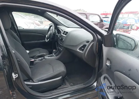 2013 Dodge Avenger Sxt z USA, uszkodzony, nr VIN 1C3CDZCB0DN626020